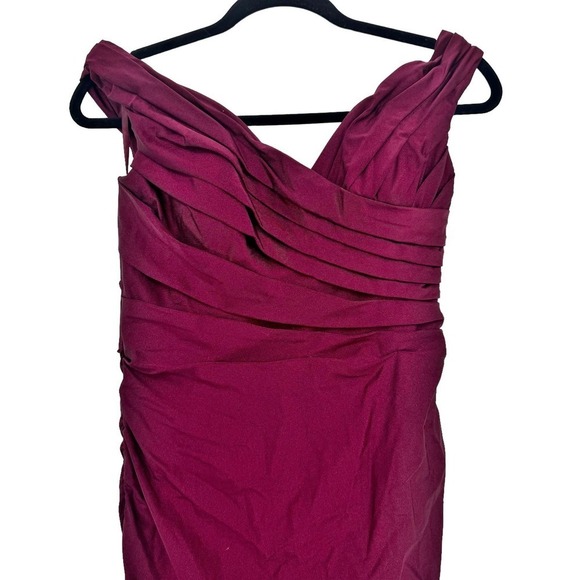 La Femme Off The Shoulder Ruched Jersey Column Gown Wine Red Size 12 NWOT - Picture 9 of 12
